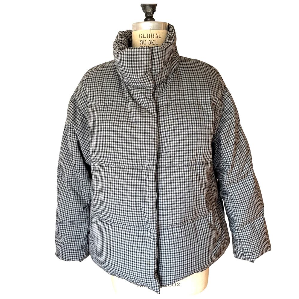 Uniqlo Patterned Down Jacket in Gray Gingham Size Large